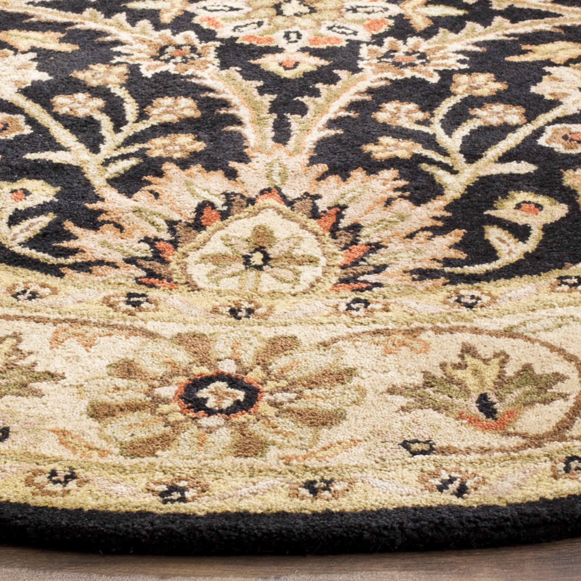 SAFAVIEH Antiquity Beaumont Traditional Wool Area Rug, Black/Ivory, 6' x 6' Round