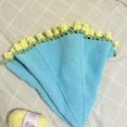 thumbnail image 1 of Manta de ramo de rosas de ganchillo - Manta floral de punto suave y ligera hecha a mano - Manta decorativa acogedora de 85 cm para casa, campamento, viaje - Regalo lavable a máquina para el Día de, 1 of 6
