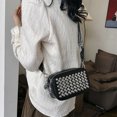 thumbnail image 2 of Bolso Bandolera Hobo Elegante para Mujer Hombro Con Tachuelas PU Cuadrado Pequeño, 2 of 9