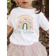 thumbnail image 1 of [Camiseta divertida de hermana mayor] Camiseta informal de verano para niña, suave y cómoda | Estampado divertido de "Promoted to Big Sister", colores pastel arcoíris, cuello redondo, perfecta para d, 1 of 7