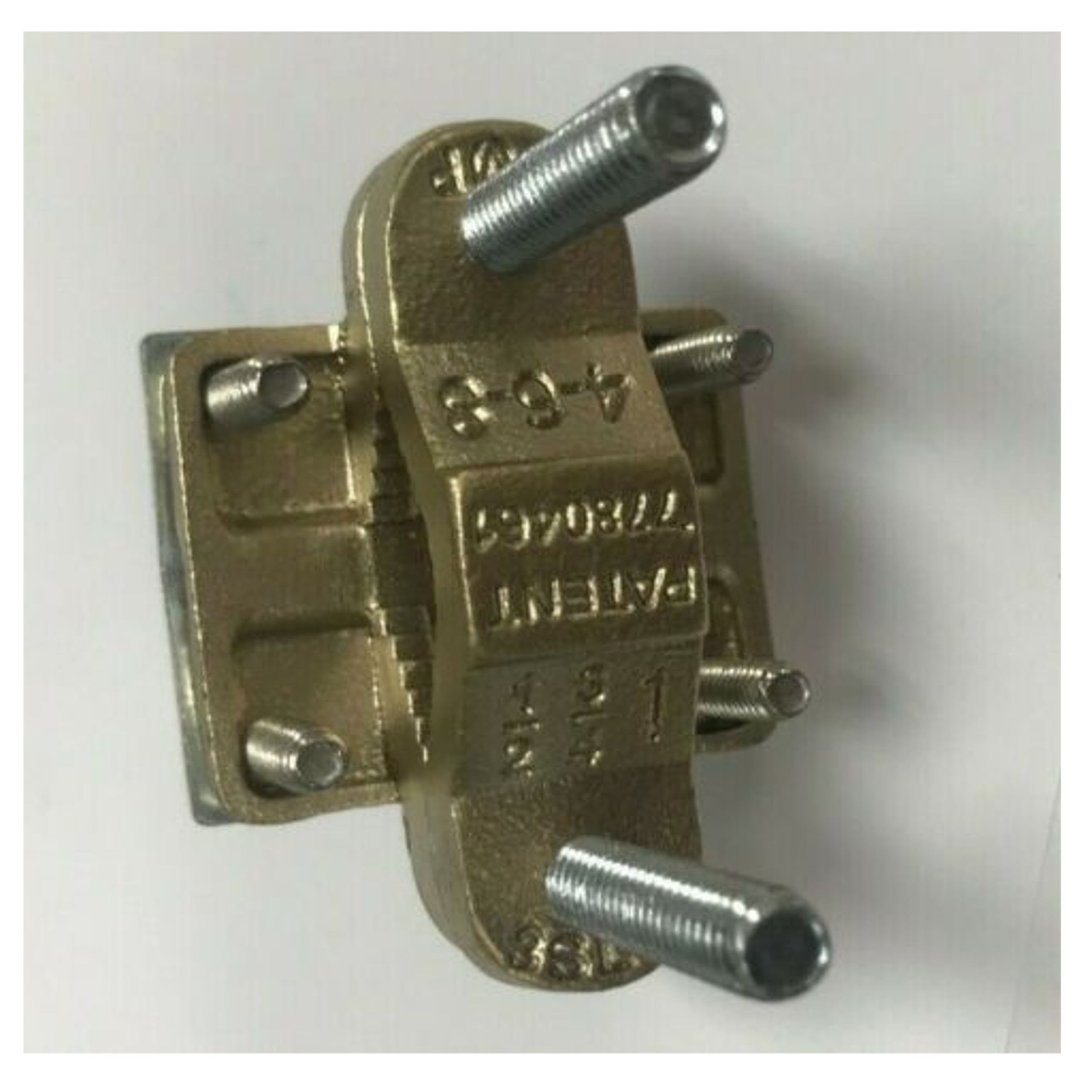 Westgate MVP99 Armored Ground Clamp with Steel Screws, Inner 20, Pipe Size 0.5-1 in