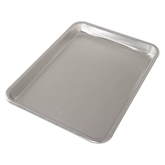 Quarter Sheet Pan: Aluminum Baking Sheet, Jelly Roll Pan, Hand Wash, Oven-Safe, 13"x9.6"