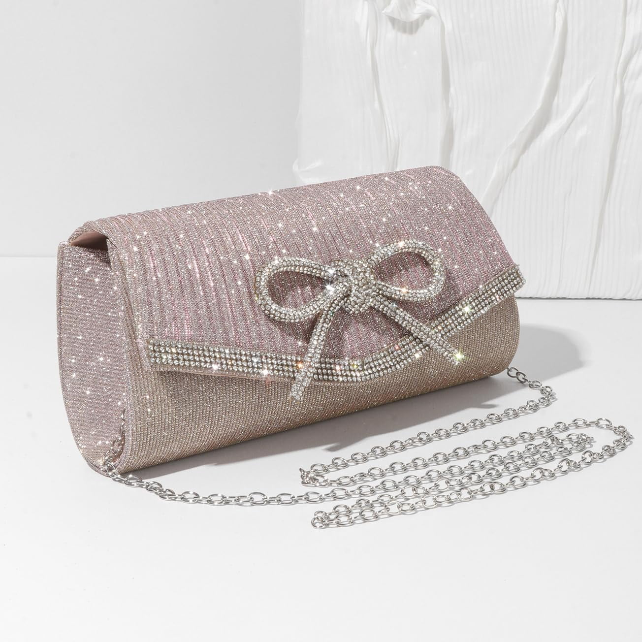 RAVUO Clutch voor dames, kleine handtas, schoudertas, elegante avondtas voor dames, van PU-leer, modieuze klaptas met ketting voor bruiloft, vrije tijd, feest, beige