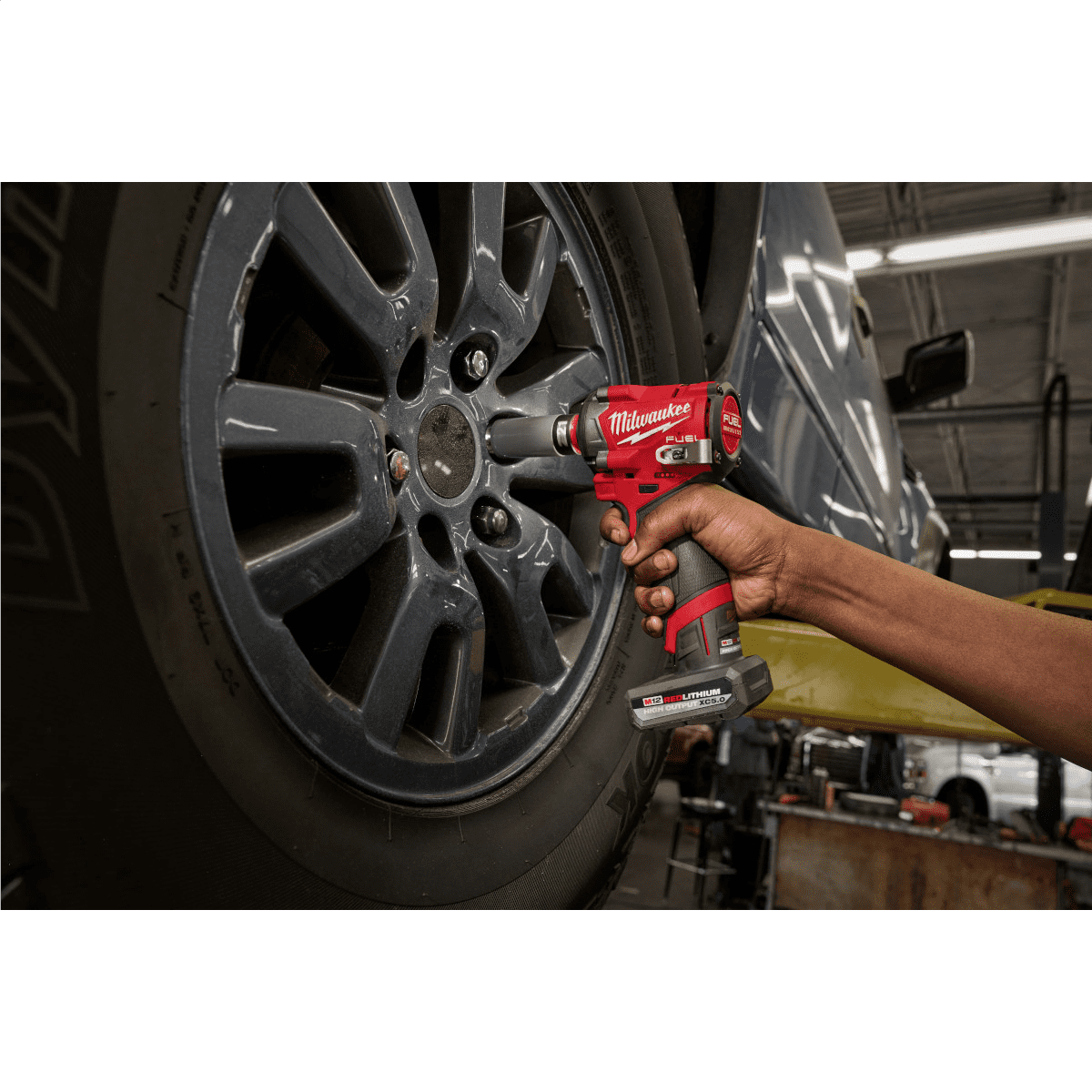 Milwaukee Tool M12 FUEL Stubby 3/8 Inch Impact Wrench Kit