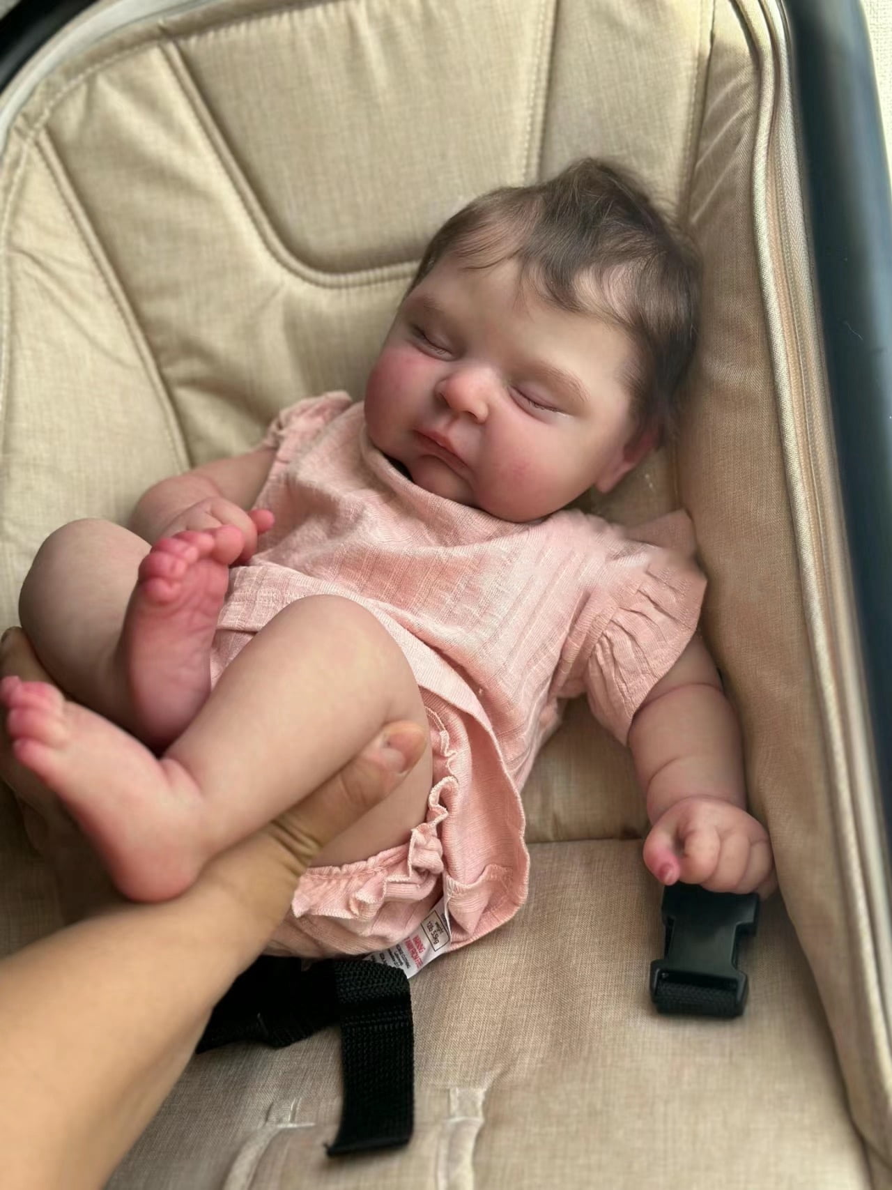 Lifelike Reborn Baby Dolls 20" Real Baby Doll Soft Cloth Body Realistic Newborn Sleeping Baby Dolls with Feeding Kit Gift Box for Kids Age 3+