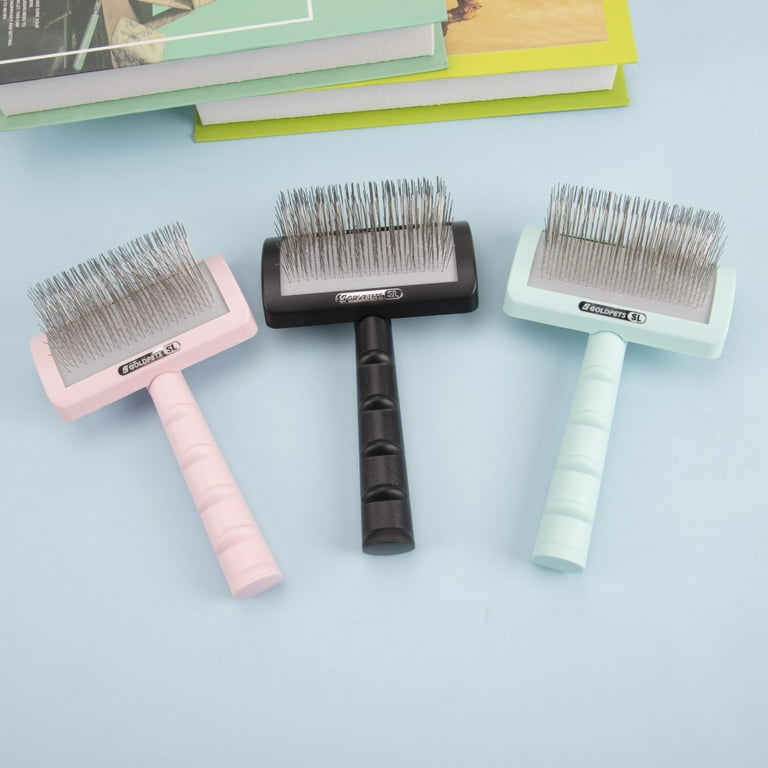 Curved slicker top brush dogs