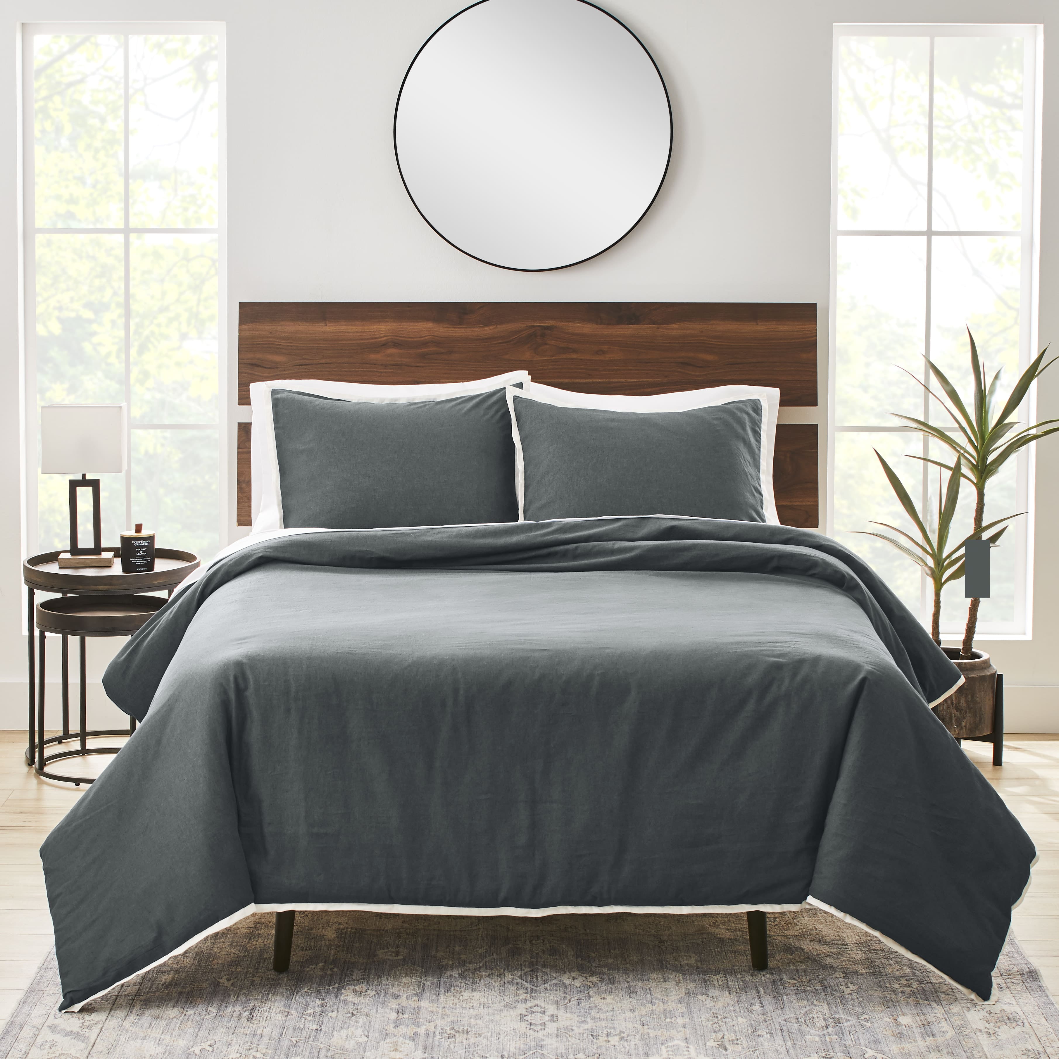 Better Homes & Gardens 3-Piece Soot Grey Linen Duvet Set, Adult Double/Queen, Corner & side interior ties. Hidden Button Closure. Envelope Closure on Shams.