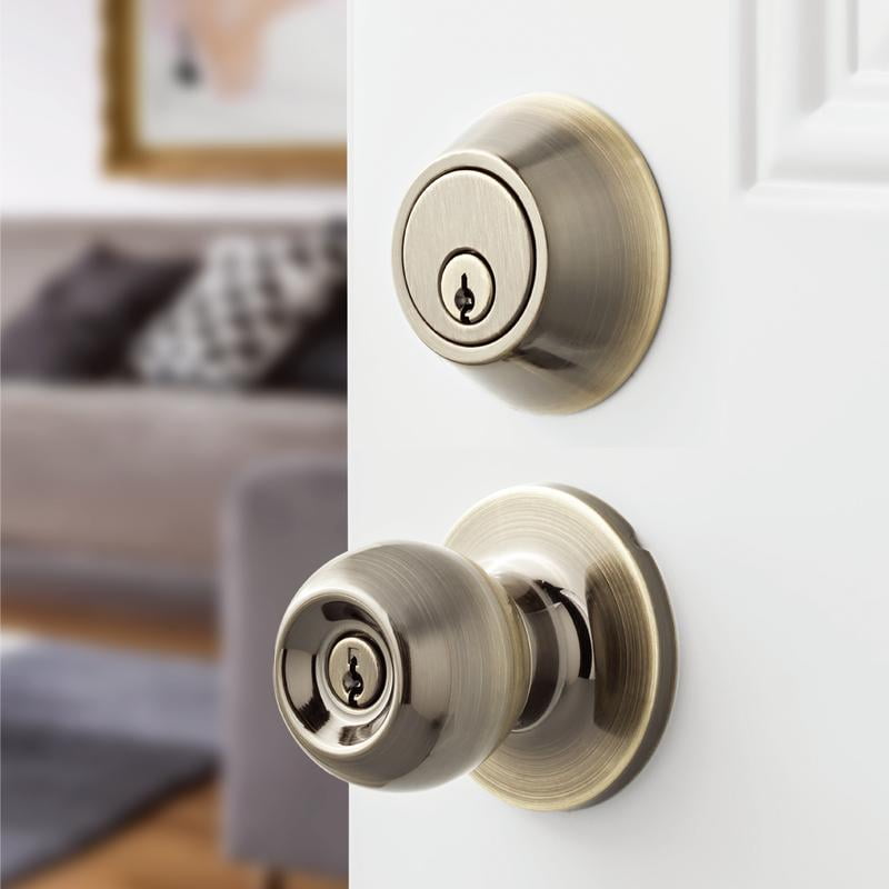 Keyed Entry Ball Doorknob Lock and Single Cylinder Deadbolt Antique Brass Finish Combo Pack