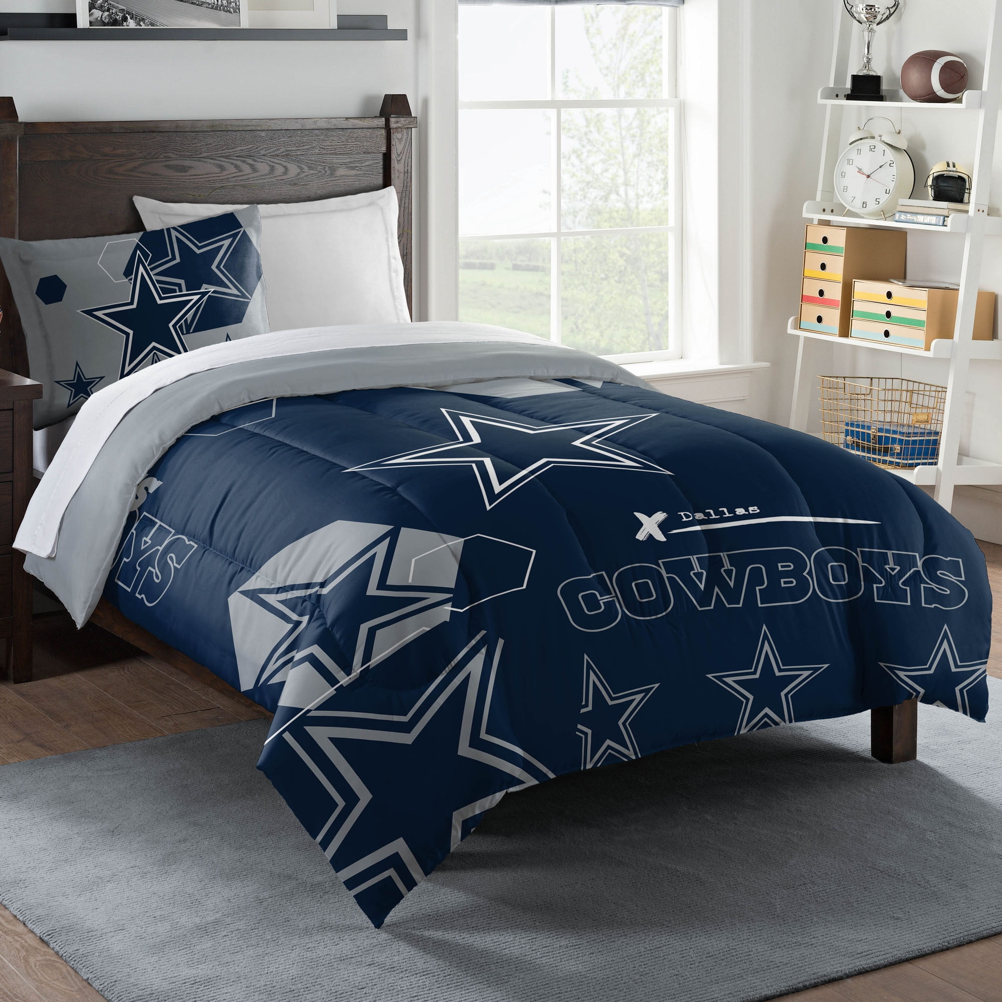 Dallas Cowboys 2 Pc TWIN Size Printed Comforter/Sham Set 