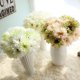 thumbnail image 2 of Flores artificiales Gerbera flores artificiales Daisy novia dama de honor sosteniendo flores 7 tallos de seda Afortunado Sencillez, 2 of 3
