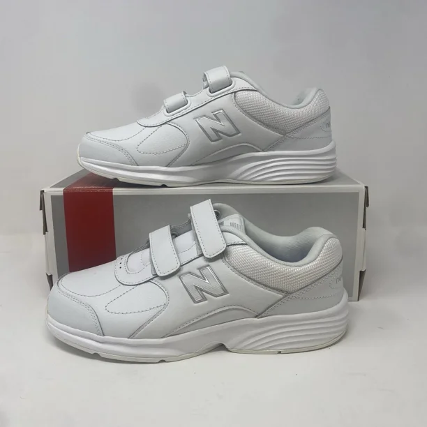 Men's New Balance 575 White Wide Walking Strap Shoes / MW575WV2 / Size 7