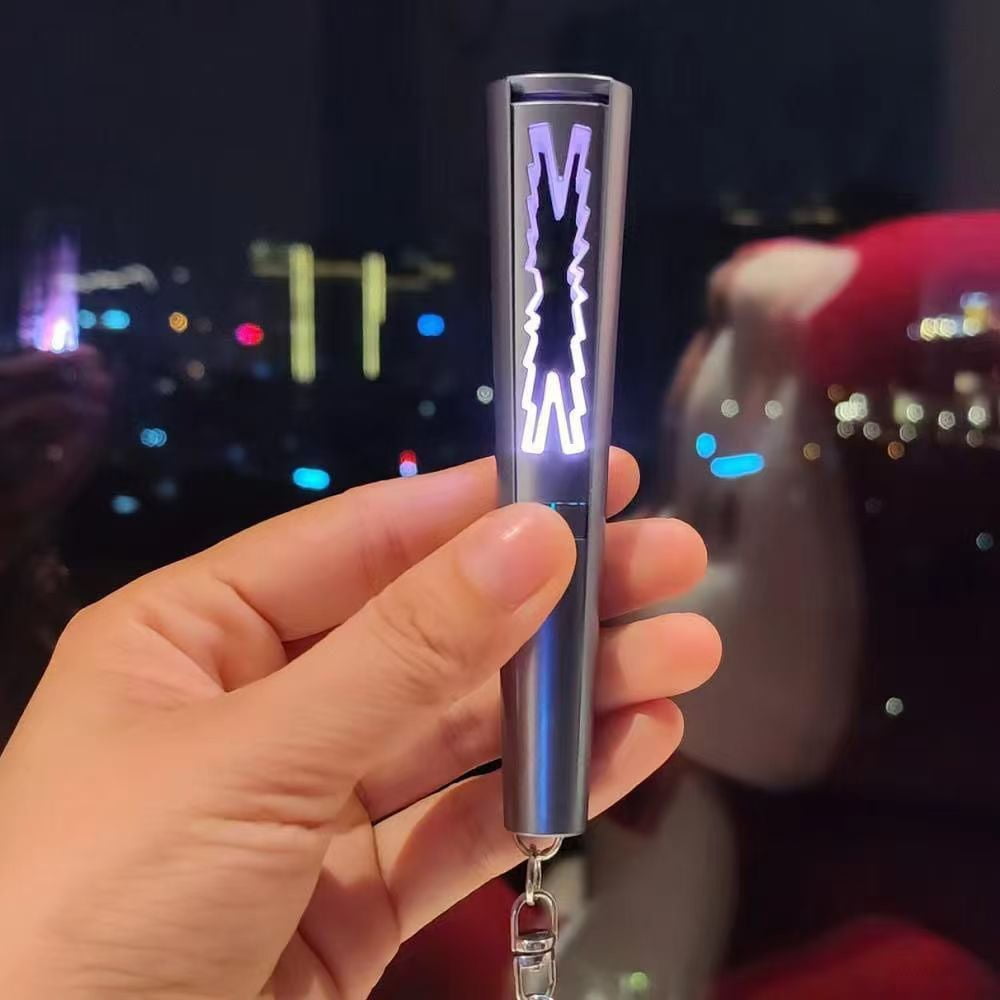 LE SSERAFIM Lightstick Keychain,K-pop Keyring Pendant Bag Accessories Merch Gift (Built-in Battery)
