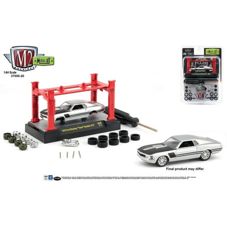- M2 Machines 1:64 Model Kit Release 20 1970 Ford Mustang Foose Gambler 514