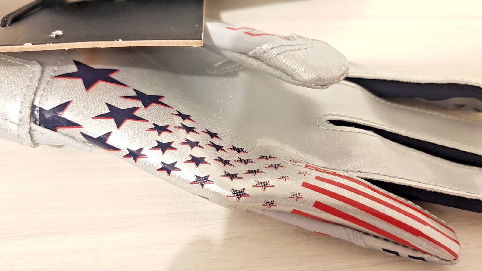 Under Armour UA F9 NITRO LE Gray/Blue Football Reciever Gloves