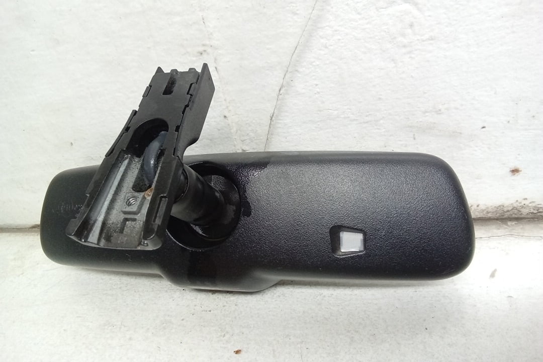 Pre-Owned 17 2017 Kia Sorento Interior Rear View Mirror OEM - Verify Specific Vehicle Fitment In Description - (Good)