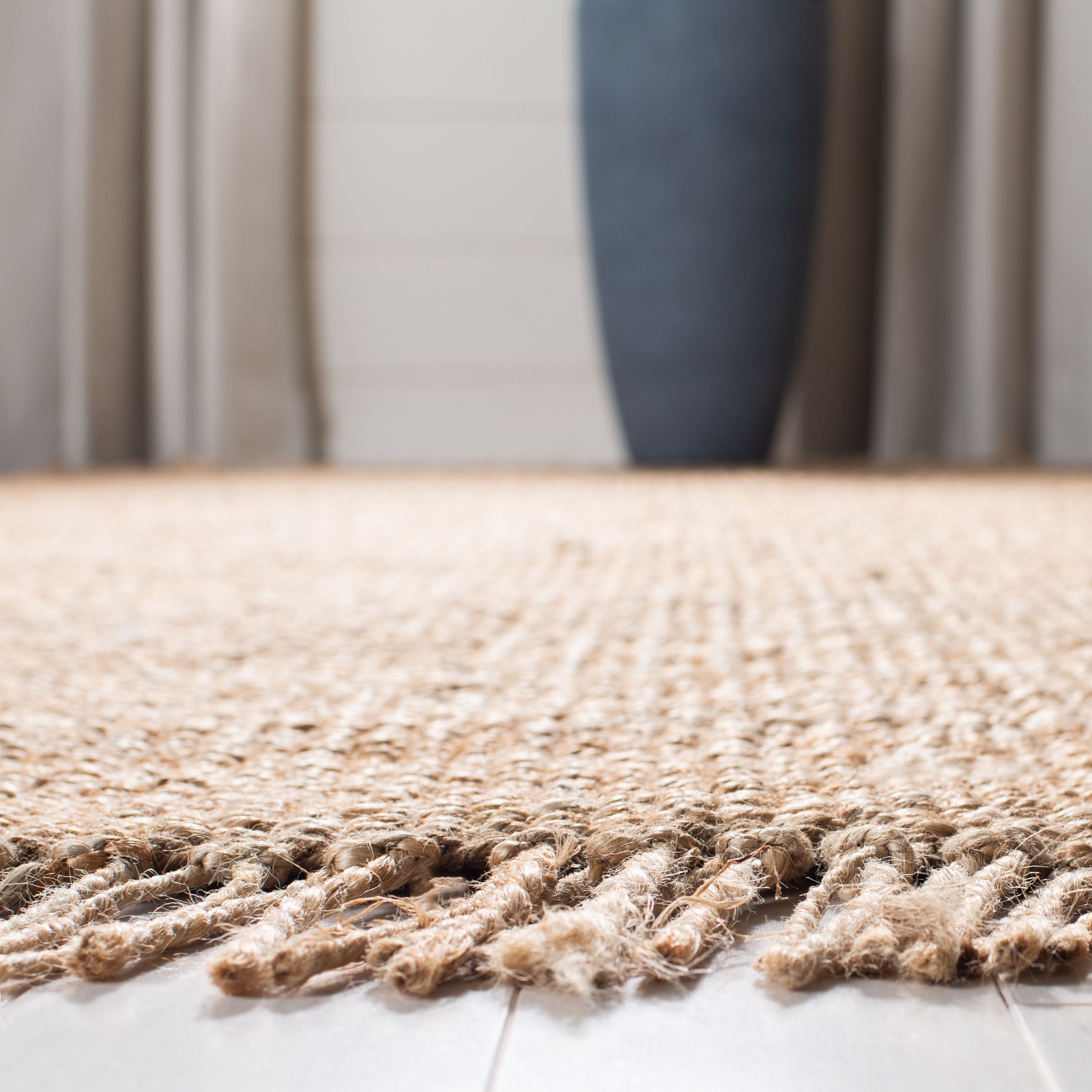 SAFAVIEH Natural Fiber Clara Solid Area Rug, Natural, 11' x 15'
