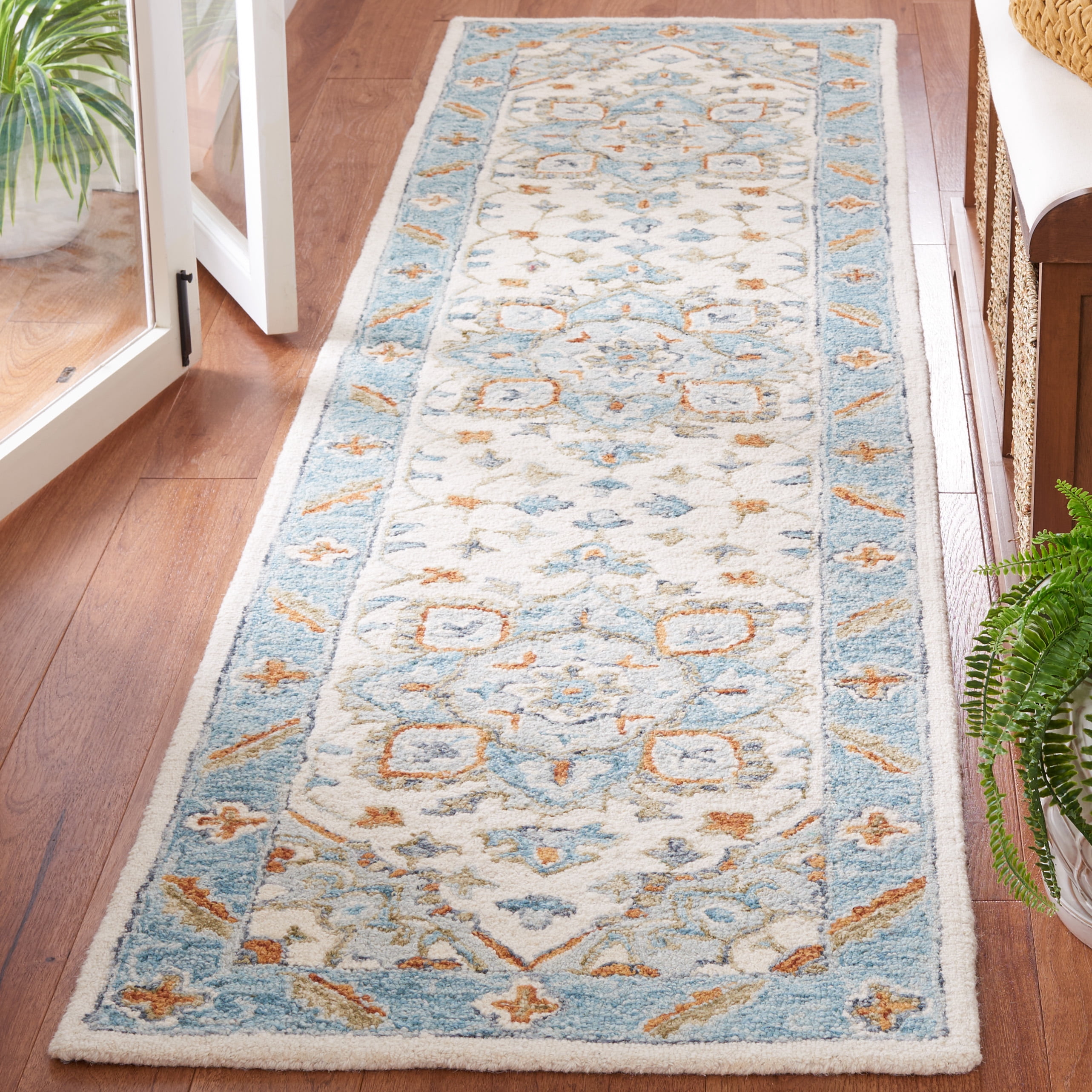 SAFAVIEH Metro David Medallion Runner Rug, Ivory/Blue, 2'3" x 9'