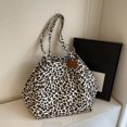 thumbnail image 1 of Leopard Print Tote Bags for Women Large Capacity Shoulder Bag Everyday Use Stylish Design Versatile Functionality, 1 of 4