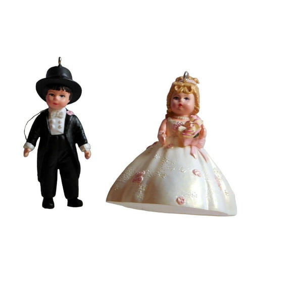 2005 Rosette Dreams Bride and Groom (Madame Alexander) Hallmark Keepsake Christmas Tree Ornament - QXM2082