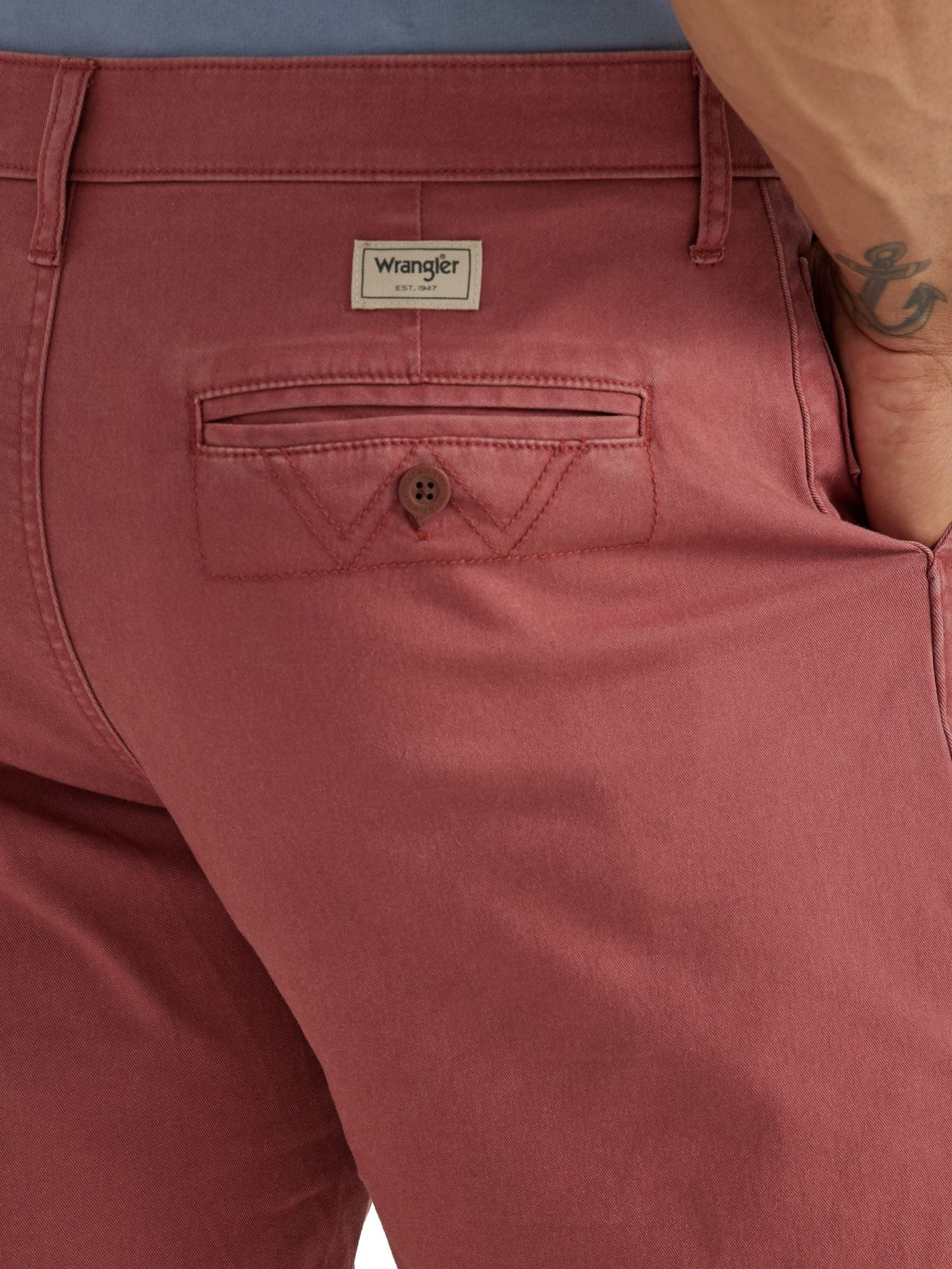 Wrangler Men's Regular 7" Fit Flat Front Short