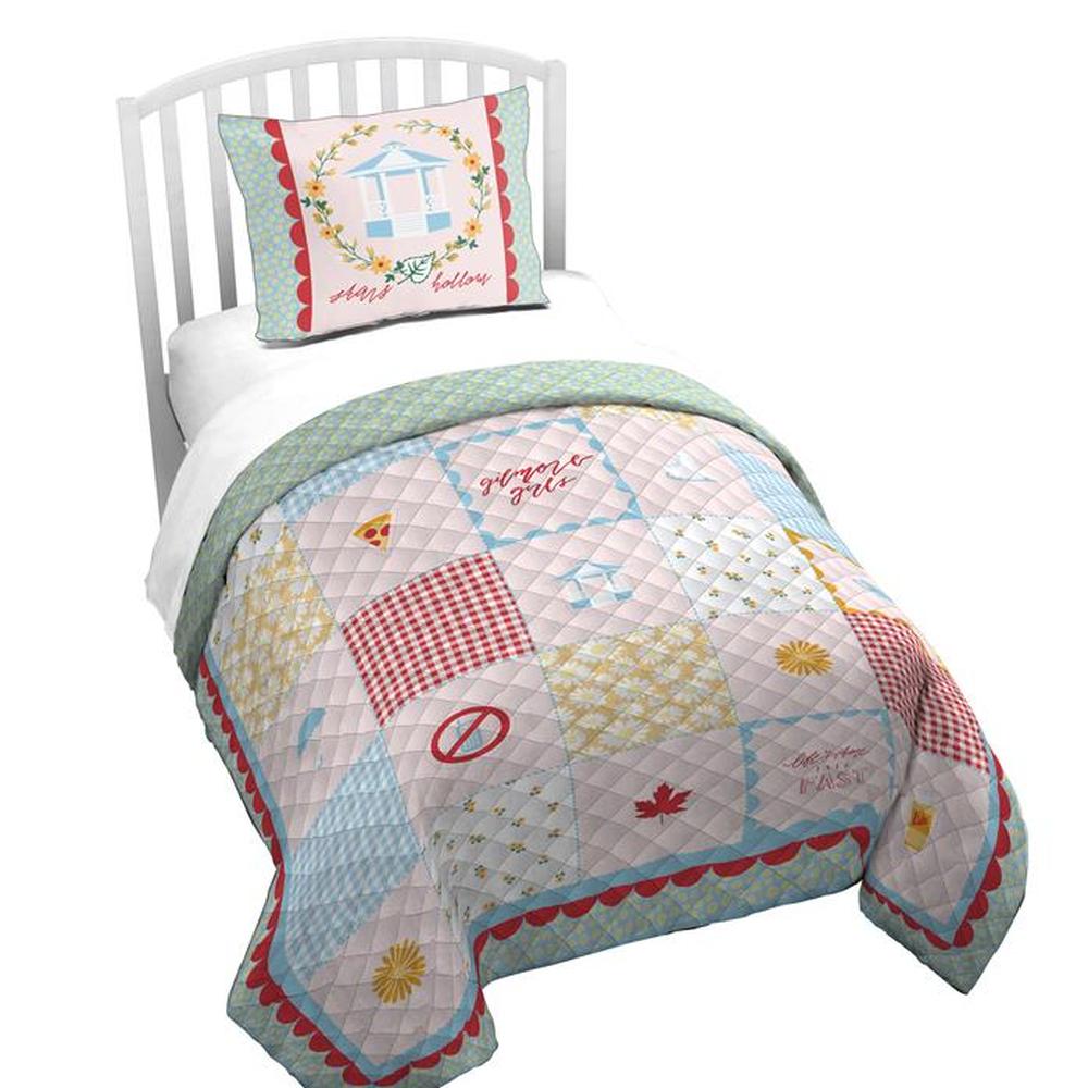 Gilmore Girls Cozy Patchwork 2 Piece Quilt & Sham Bedding Set, Twin/Full Size