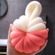 thumbnail image 5 of Esponja de baño de caracol | Lufa exfoliante corporal | Esponja de ducha de malla para una limpieza suave | Diseño de secado rápido con cordón | Opciones en azul, rosa y amarillo | 1 unidad, 5 of 6