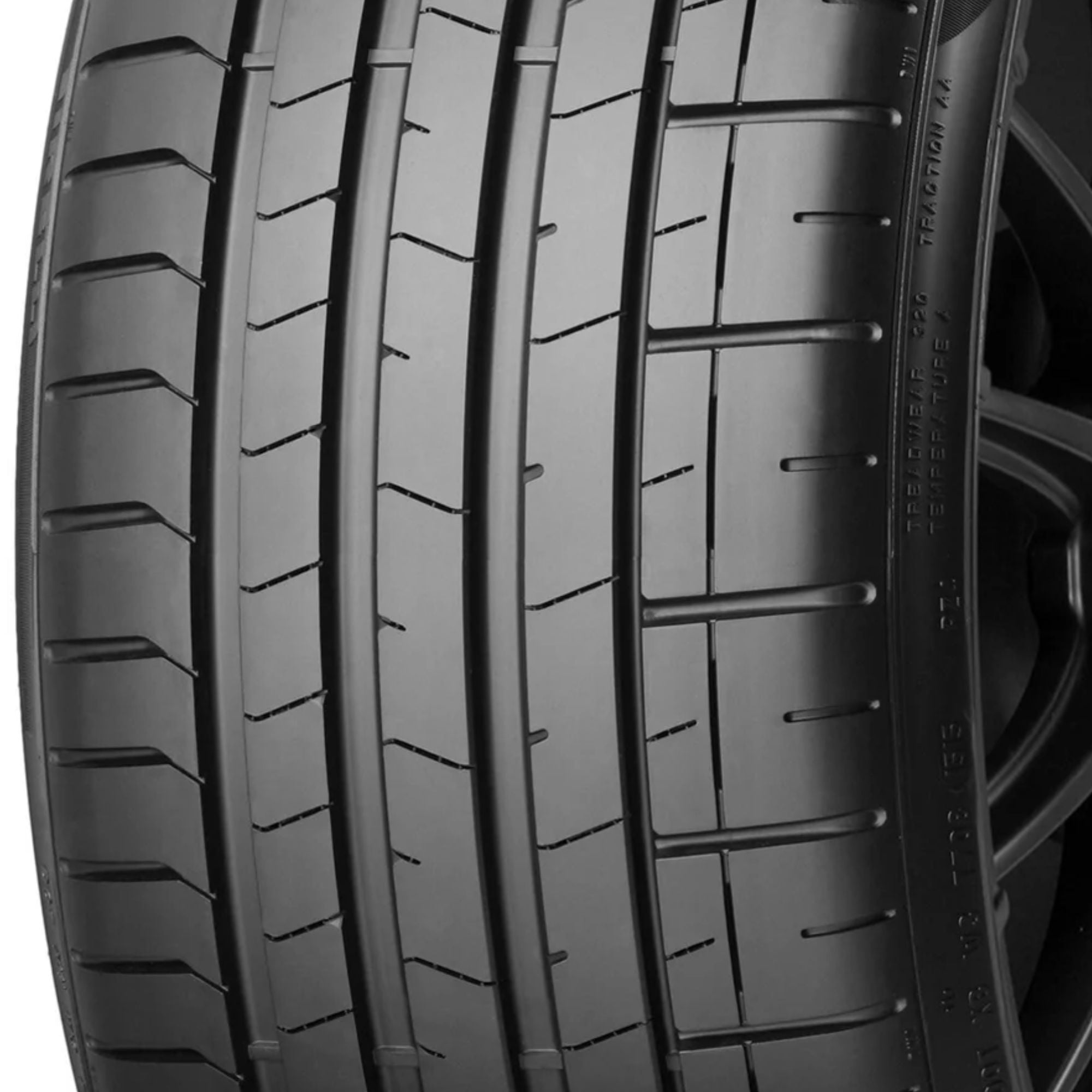 Pirelli P Zero (PZ4-Luxury) Elect UHP Summer 255/35R21 98W XL Electric Vehicle Tire