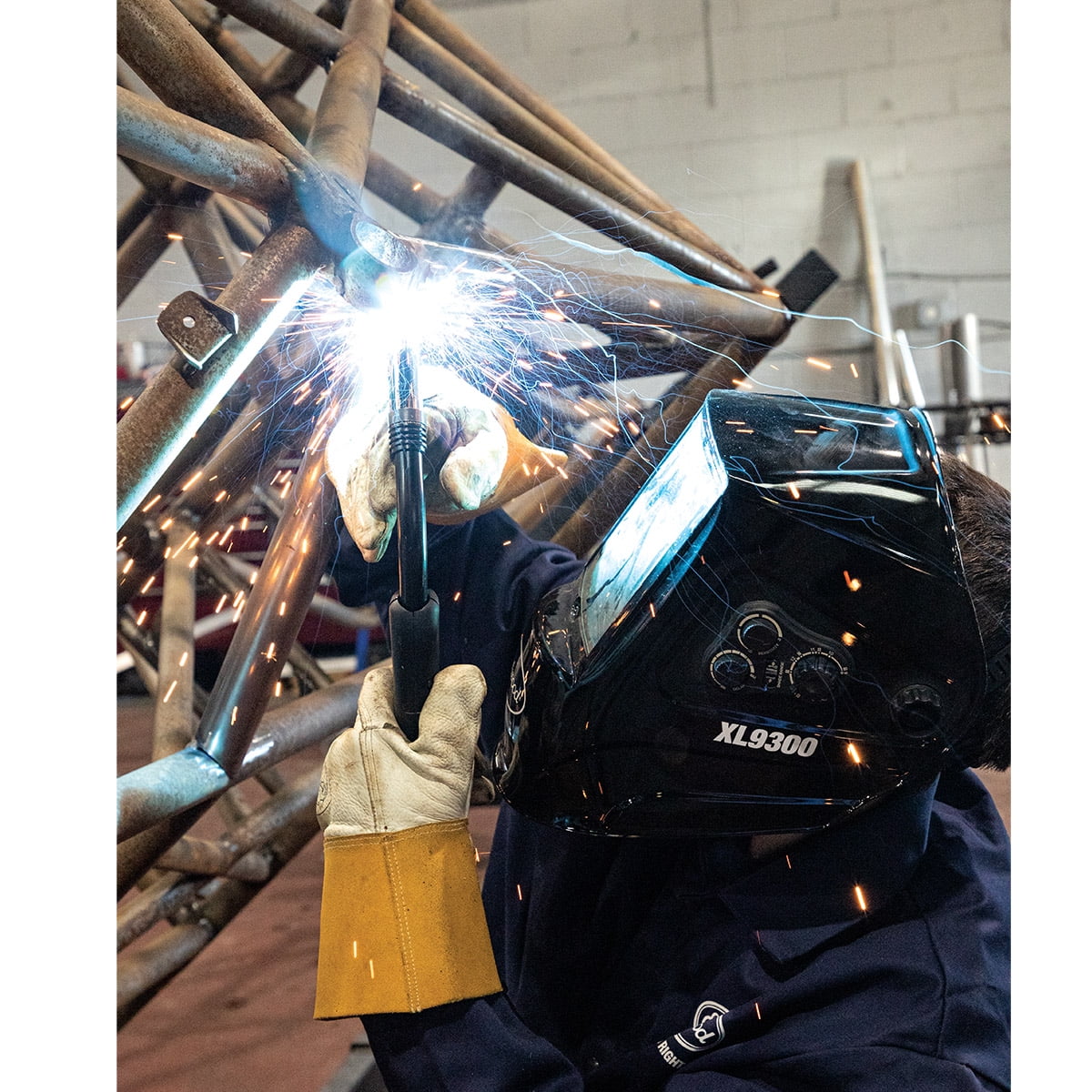 Eastwood XL View Auto Darkening Welding Helmet - XL9300