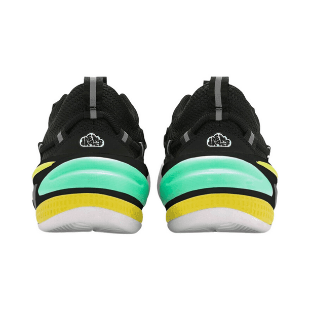 Puma flyknit shoes hot sale