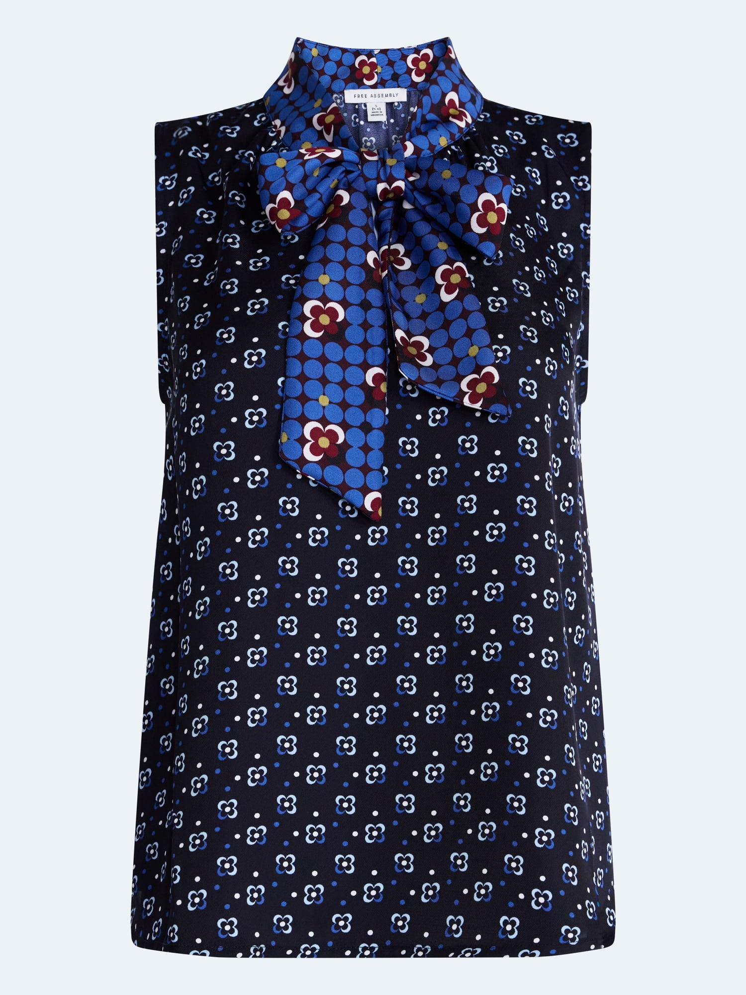 Free Assembly Women's and Women's Plus Sleeveless Tie Neck Top, Sizes XS-4X