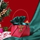 thumbnail image 4 of Bolsas de regalo navideñas - Tote de cuero y terciopelo con adorno metálico para decoración navideña y embalaje de caramelos de fruta, 4 of 6