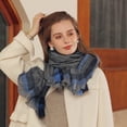 thumbnail image 4 of Bufandas para mujer Bufanda de invierno Bufanda clásica a cuadros Bufanda cálida Bufanda de invierno con tacto de cachemira Bufandas suaves de gran tamaño Chal grande de punto, 4 of 5