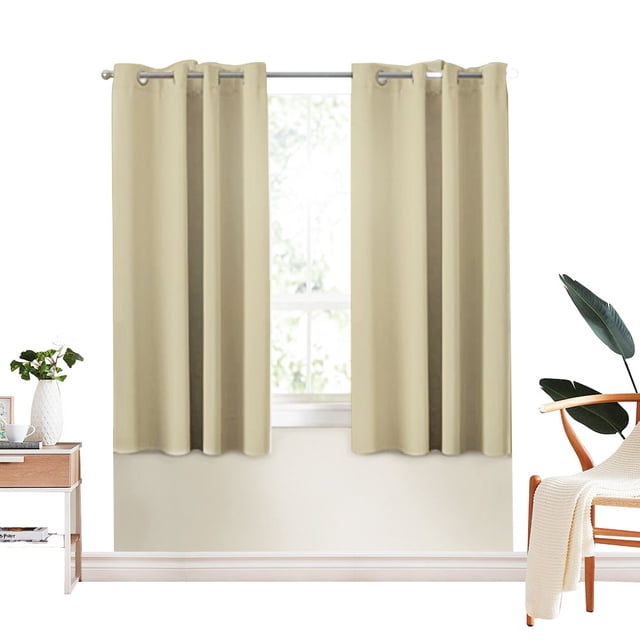 Juego De Cortinas Lisa con Aros. La medida total del juego es de: 2.00 m de ancho x 1.35 m de alto. Incluye dos paneles cada uno mide: 1 m x1.35 m y 5 Aros Metálicos. Home Curtains. Beige Melocotton LISA