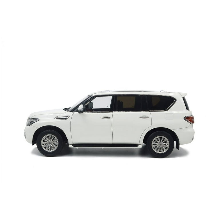Paudi Model Diecast 1:18 Scale Nissan Armada Patrol 2018 V5.6 Y62