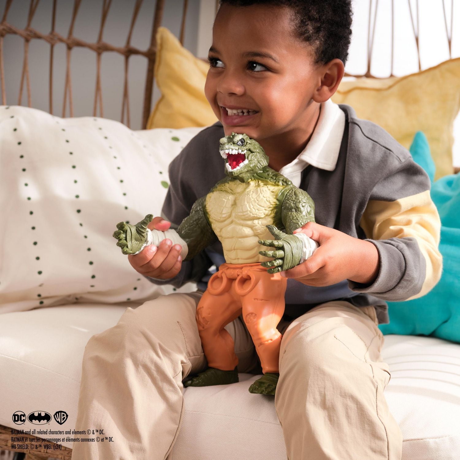 DC Comics, Batman, Figurine articulée Batman Série Giant de 30 cm, jouet de super-héros à collectionner pour garçons et filles à partir de 3 ans