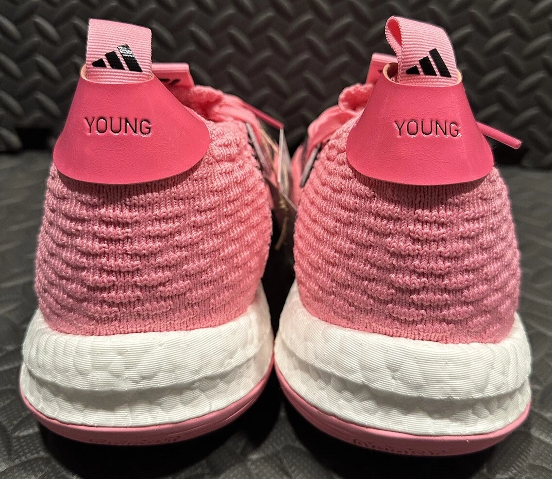 NEW Adidas Trae Young 2 Men display picture 1