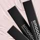 thumbnail image 5 of Brillo voluminizador de labios Smooche con ácido hialurónico e hidratación, 5 of 8