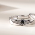 thumbnail image 1 of 2022 nuevos anillos de pareja Ángel diablo piedra lunar anillo de Color plata para Mujeres Hombres apertura ajustable amantes anillo joyería regalo Tan Jianjun unisex, 1 of 2