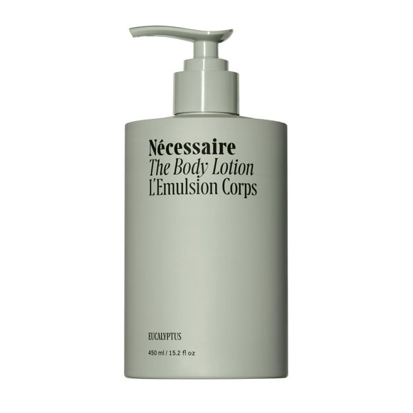 N?cessaire La Loción Corporal con Bomba. Eucalpito. Loción reafirmante multipéptido para hidratar y fortalecer la empresa. 2,5% Niacinamida Vitamina C/E + Omega 6/9. 450ml / 15,2 onzas líquidas