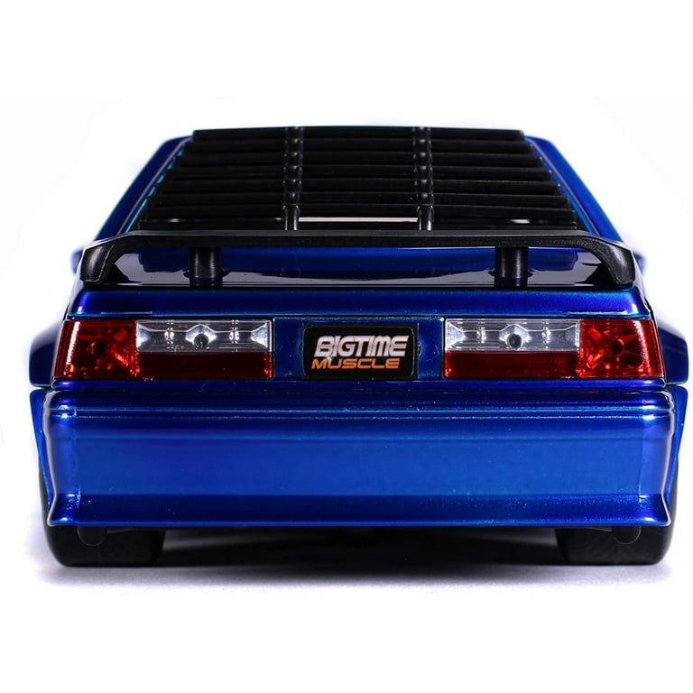 Collections Etc 1989 Ford Mustang GT 1:24 Scale Die-Cast