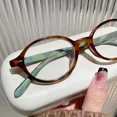 thumbnail image 4 of Gafas ovaladas Retro Para mujeres y niñas, anteojos de vidrio con montura roja y verde, gafas decorativas para computadora, gafas antiazules con condu, 4 of 5