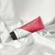 thumbnail image 2 of Crema hidratante ST TROPEZ Gradual Bronceado Sandía 200 ml Vegan, 2 of 4