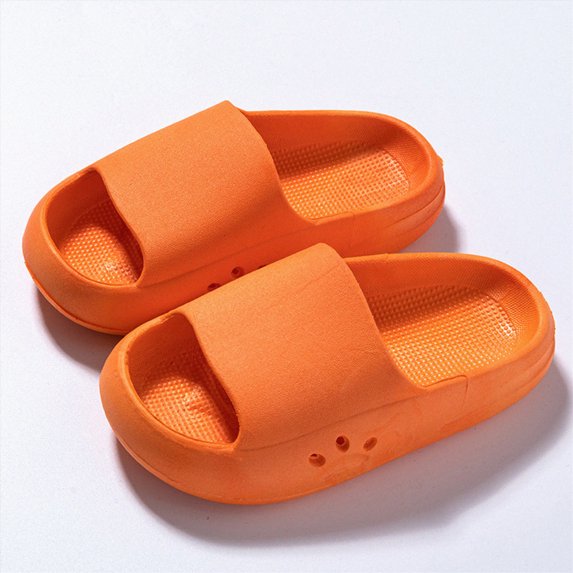 HCNTES Children's Summer Slippers Soft Sole Sandals Non-Slip Water Shoes for Toddler Kids Boys Girls Pool Beach Shower Casual Dailywear(Orange,3)