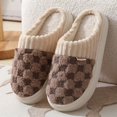 thumbnail image 1 of Zapatillas de felpa con perforaciones, zapatos de mujer para el hogar, otoño e invierno, antideslizantes, para interiores, zapatillas de suela gruesa para el hogar, zapatillas de algodón, 1 of 6