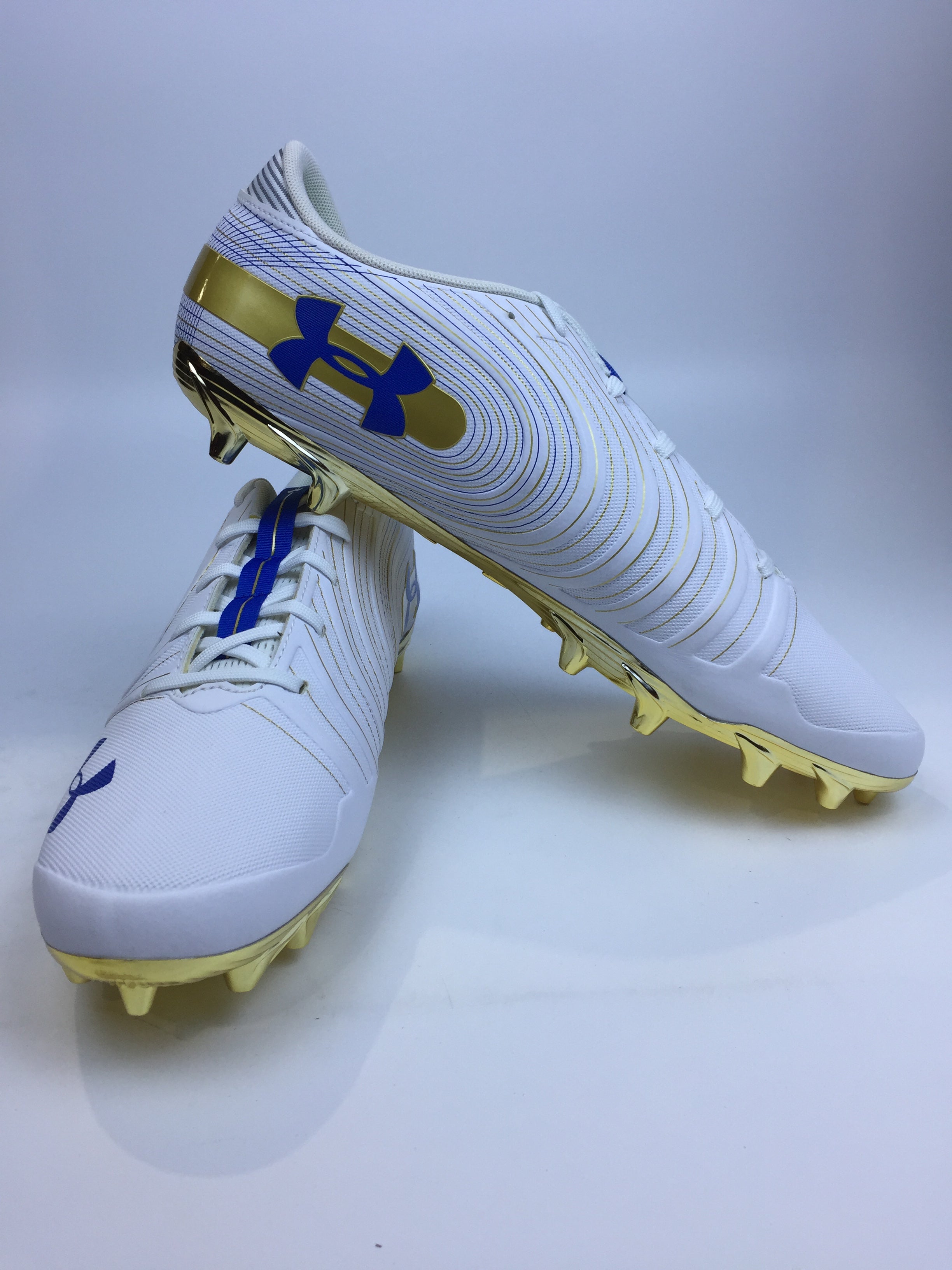 size 13.5 soccer cleats