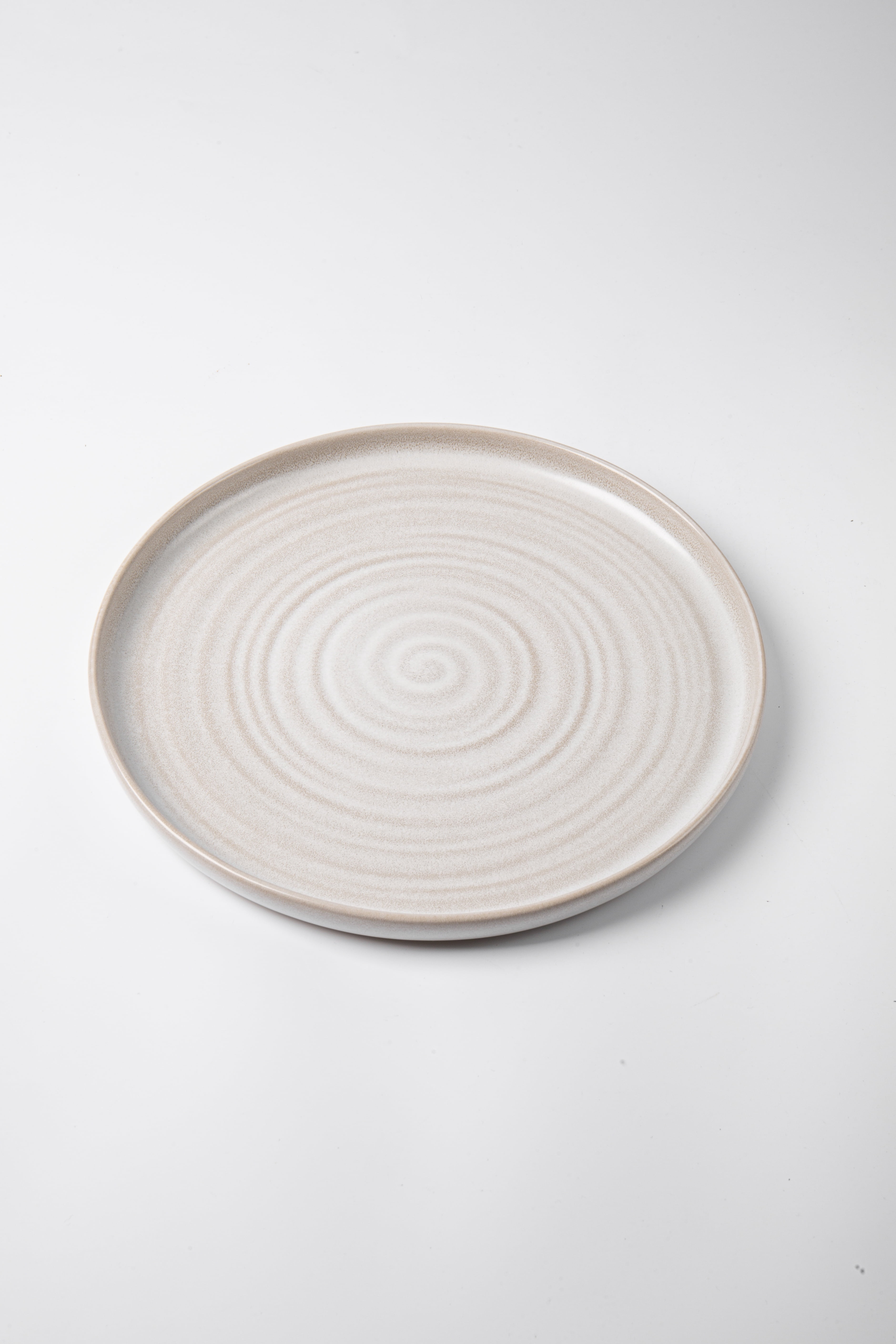 Better Homes & Gardens Collins Collection Cream Stoneware Round 10.4" Dinner Plate
