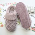 thumbnail image 3 of Zapatillas de casa unisex con estilo para hombres y mujeres para interiores, 3 of 5