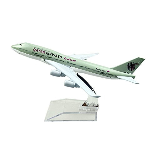 qatar airways toy plane