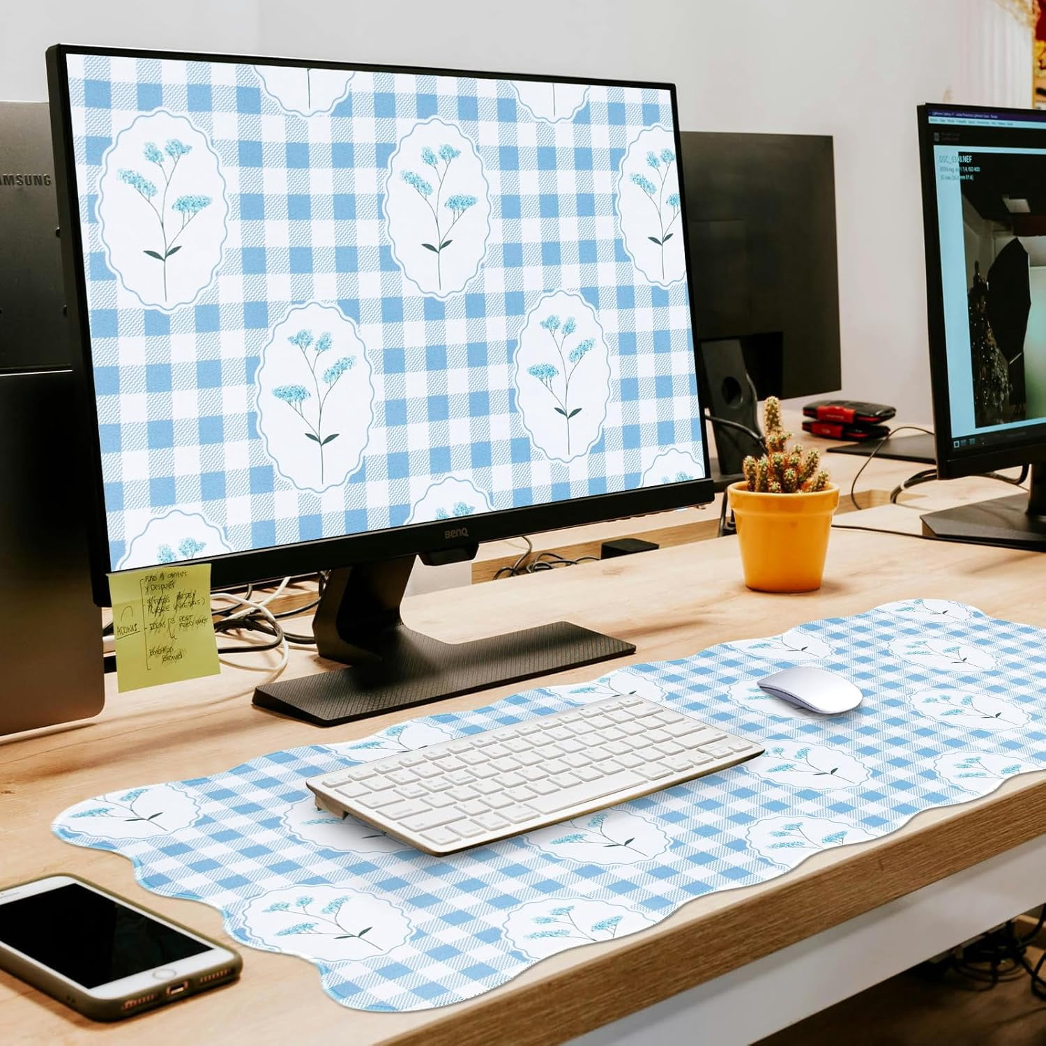 Blue Mouse Pad,Checkered Floral Desk Mat XXL Large Scalloped Cottagecore Gaming Mousepad,35.4x15.7in Non-Slip Rustic Keyboard Pad Desktop Mat for Laptop Computer Game Home Office