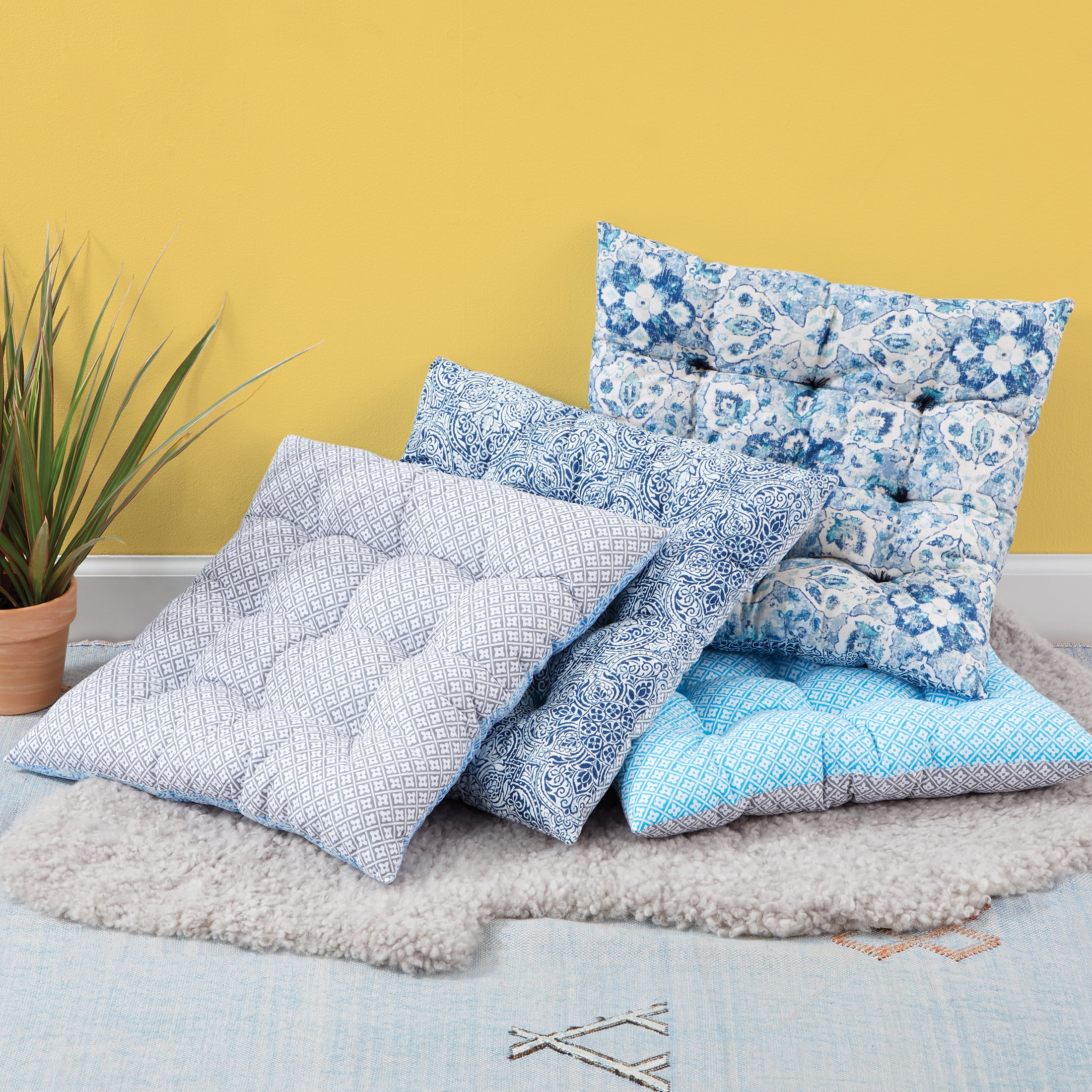 Waverly Inspirations 44" 100% Cotton Global Medallion Sewing & Craft Fabric By the Yard, Blue and White